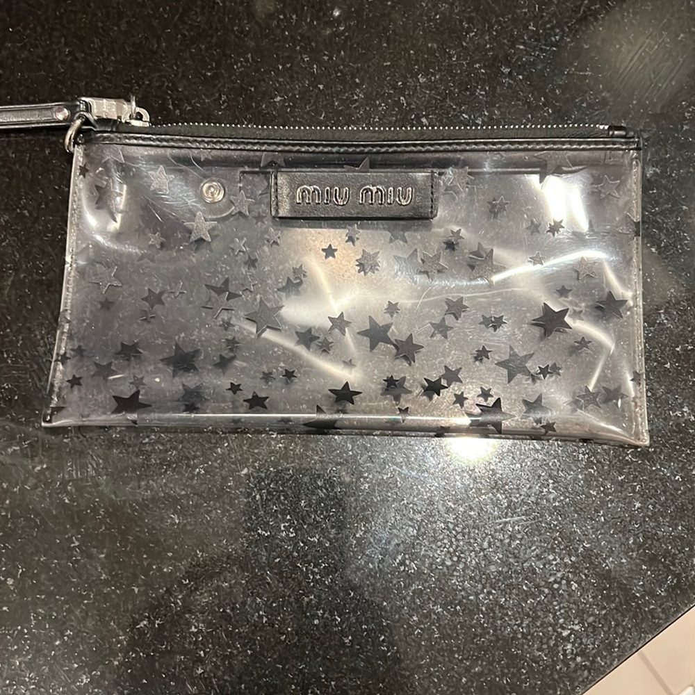Miu miu mini clutch 100% authentic
